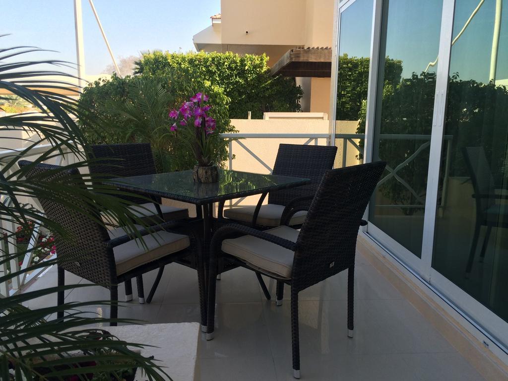 Roda Boutique Villas Дубай Экстерьер фото